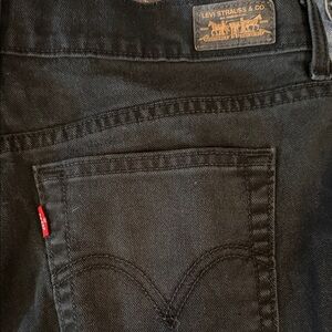 Levi's Women's Relaxed Black Jeans